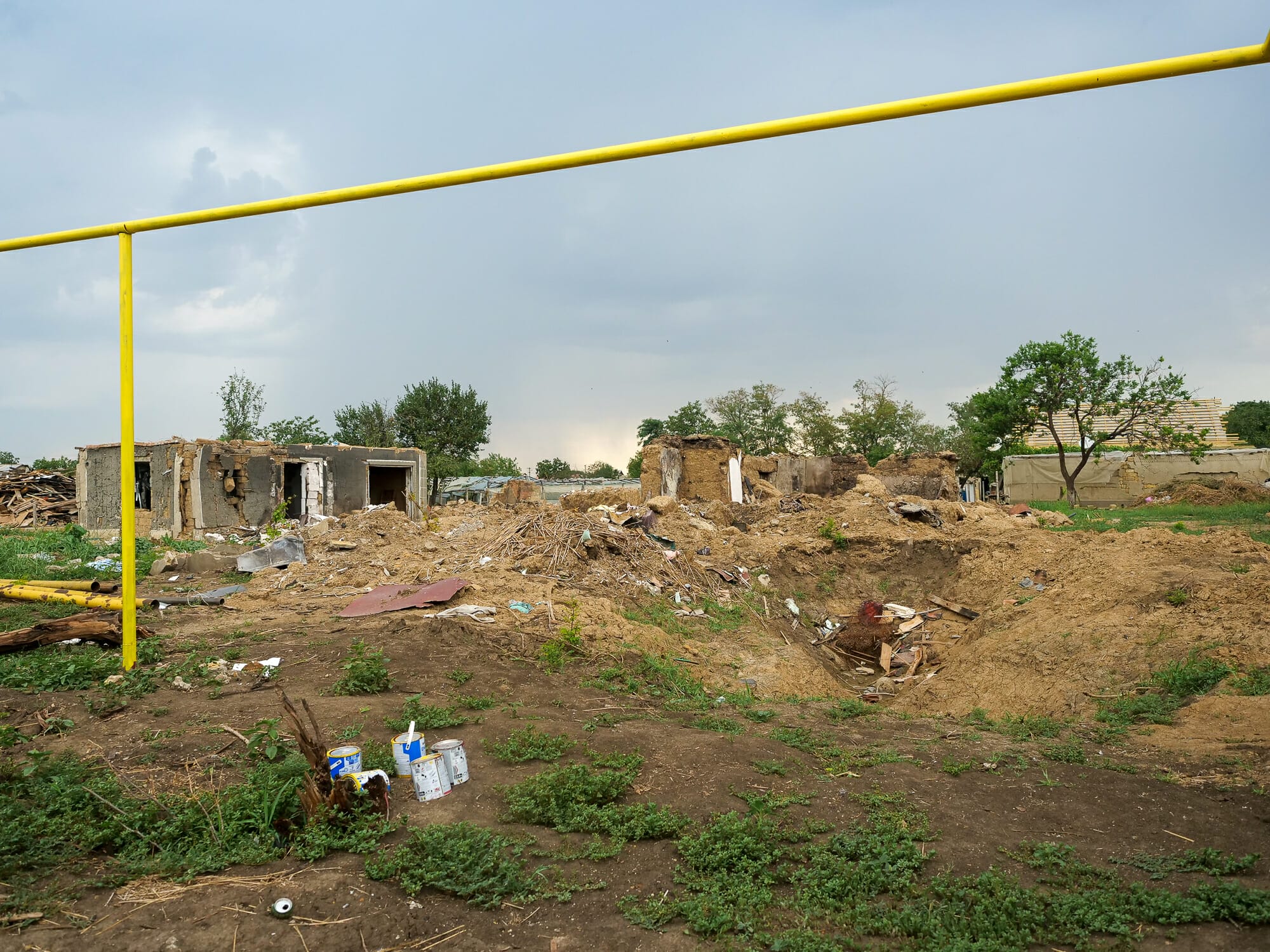 Die Gasleitungen an der Unfallstelle in Majaky wurden bereits erneuert. Der Schaden ist noch deutlich sichtbar.