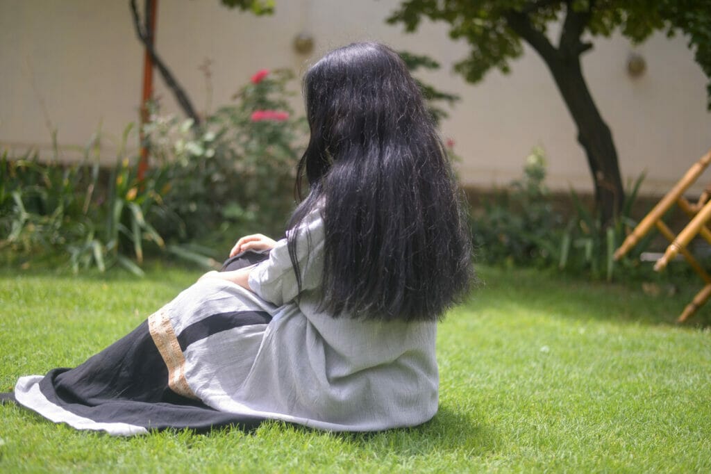 "Ich mag es, den Vögeln zuzuhören", sagt sie.