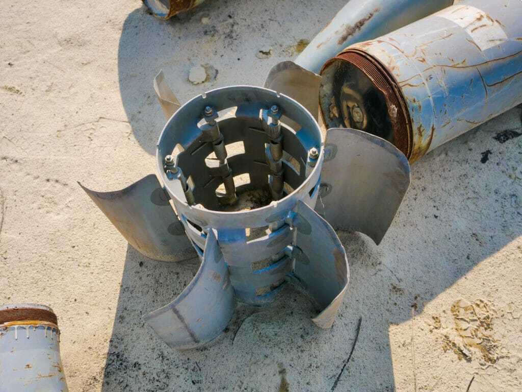 Die Staatsanwaltschaft in Charkiw sammelt an mehreren geheimen Orten die Überreste von Raketen, um sie für ihre Ermittlungen wegen Kriegsverbrechen zu nutzen.