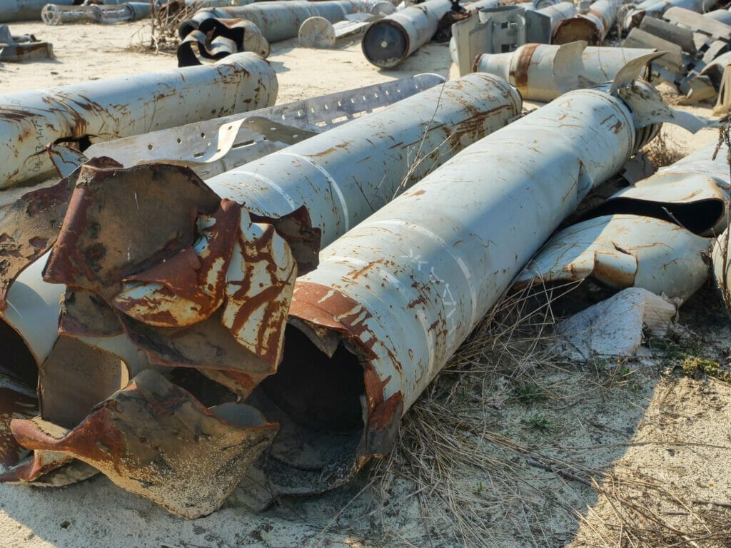 Die Staatsanwaltschaft in Charkiw sammelt an mehreren geheimen Orten die Überreste von Raketen, um sie für ihre Ermittlungen wegen Kriegsverbrechen zu nutzen.