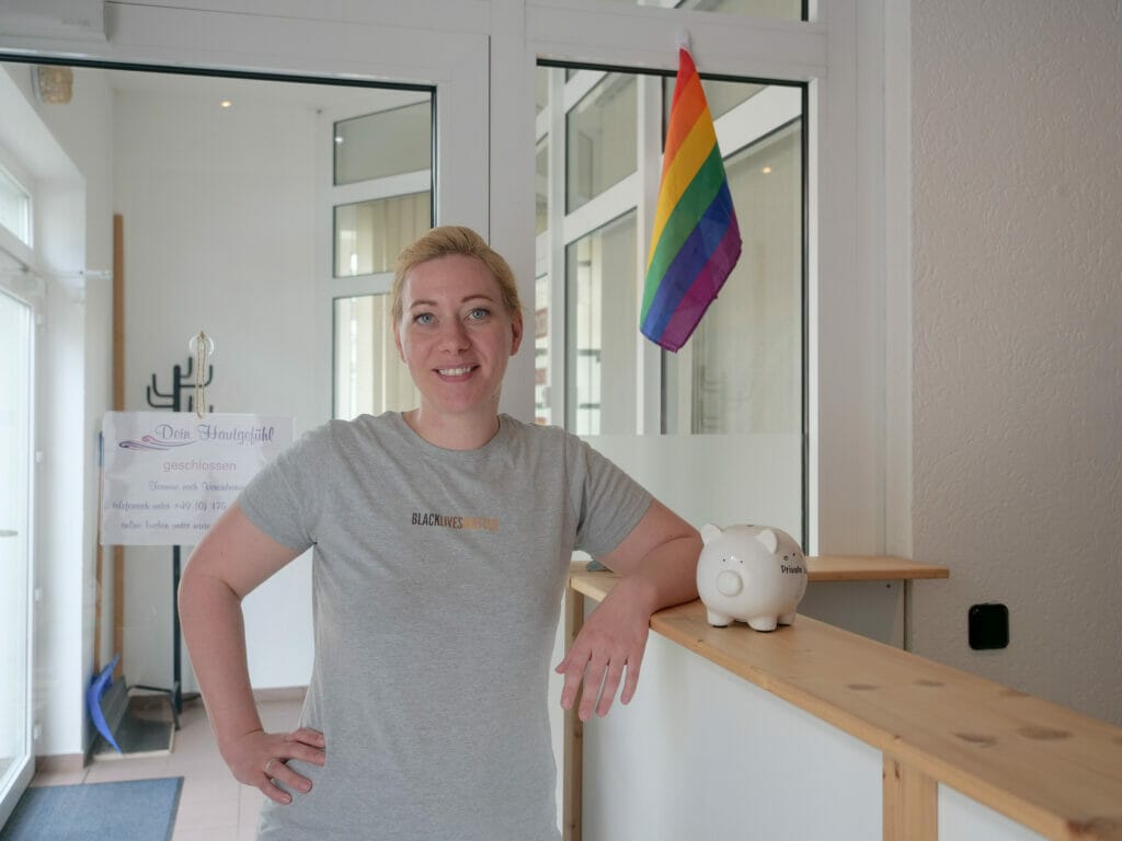 Marisa Höhne in ihrem Kosmetikstudio in Sonneberg.